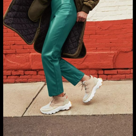 Brand New Sorel Women's Waterproof Leather Upper Winter Boots - Picture 10 of 12